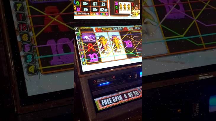 Boulder Bucks Slot